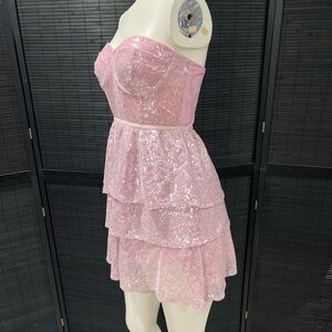 Forever 21 Pink Sequin Dress for Sale up to 90% Off: Poshmark Forever 21 Pink Sequin Dress for Sale up to 90% Off: Poshmark